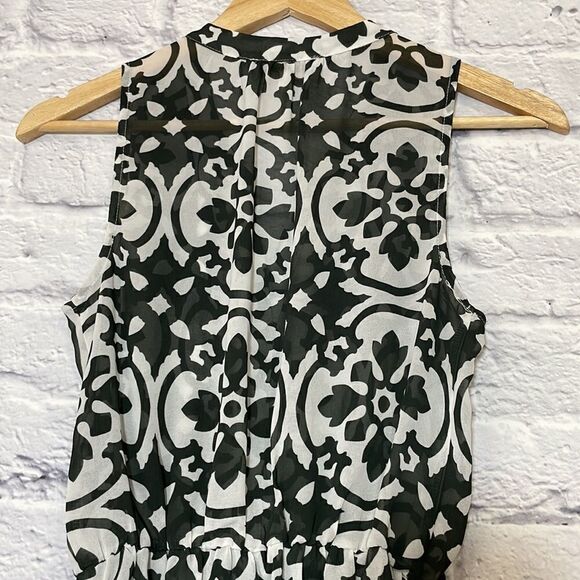 TEMPERANCE Sleeveless Peplum Blouse Size Extra Small - Picture 6 of 10